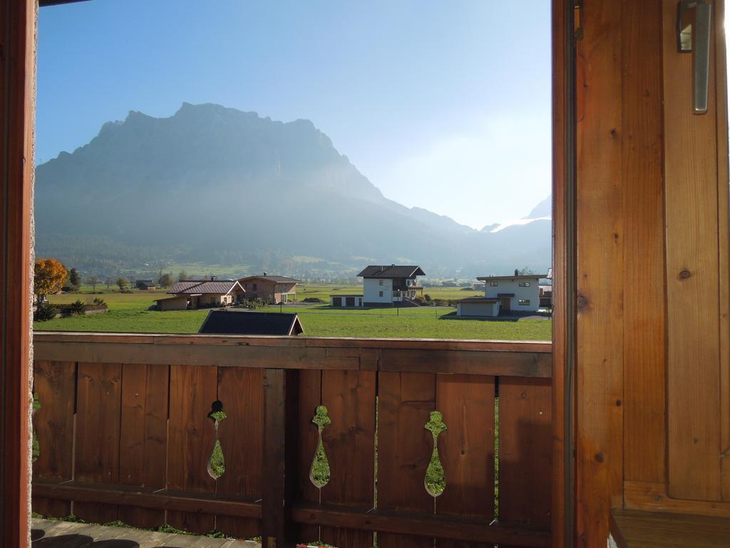 Bed and Breakfast Haus Bergkranz Лермос Екстер'єр фото